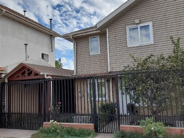 Casa en arriendo mensual en Trihue interior 139 Villa Sta Maria, Maipú - 4 dormitorios, 3 baños