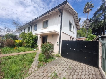 Casa en venta en Casa la defensa, Chillán - 3 dormitorios, 2 baños