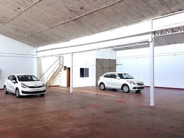 Terreno Industrial en arriendo mensual en Galpón Vicuña Mackenna/ Rodrigo de Araya, Macul - 2 baños