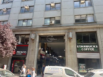 Oficina en venta en Galerías Alessandri Frente al Banco Central, Santiago - 1 dormitorio, 1 baño