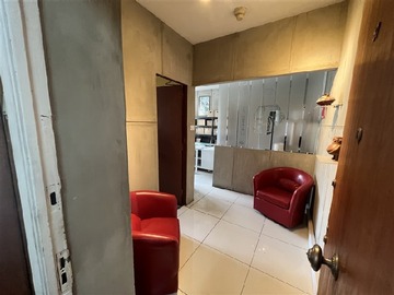 Oficina en arriendo mensual en Metro moneda , nataniel cox, Santiago - 1 dormitorio, 2 baños