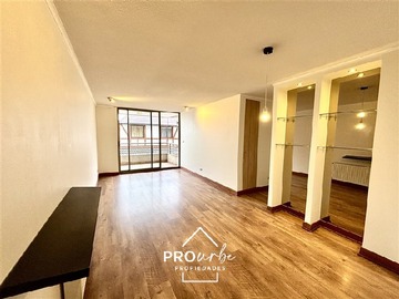 Departamento en venta en Campus oriente uc / eliecer parada / 2d 2b e y bod, Ñuñoa - 2 dormitorios, 2 baños