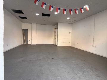 Local Comercial en arriendo mensual en Oportunidad de Inversión en Local Céntrico (170047), Santiago
