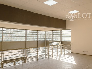 Local Comercial en arriendo mensual en 6 norte con 2 oriente., Viña del Mar - 2 dormitorios, 2 baños