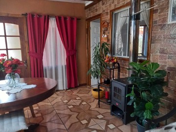 Casa en venta en Casa en centro de Buin (122034), Buin - 4 dormitorios, 2 baños