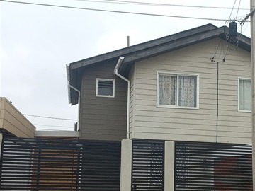 Casa en venta en Pasaje Médico José Retamal Soto, Linares - 2 dormitorios, 1 baño