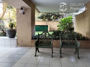 Departamento en venta en Luis Thayer Ojeda esquina Carlos Antúnez, Providencia - 3 dormitorios, 2 baños