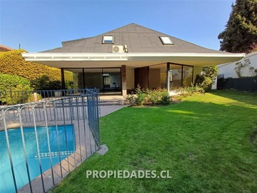 Casa en venta en Carolina Rabat / Santa María de Manquehue, Vitacura - 5 dormitorios, 5 baños