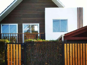 Casa en venta en Avenida 3 Poniente, Maipú - 9 dormitorios, 5 baños