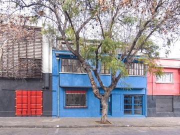 Local Comercial en arriendo mensual en Pleno barrio bellavista, Recoleta - 3 baños