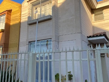 Casa en arriendo mensual en Obispo Don Rodrigo González 3325, Coquimbo, Coquimbo 1780000, Chile, Coquimbo - 4 dormitorios, 2 baños