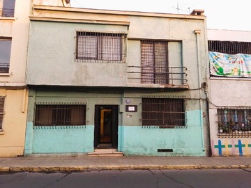 Local Comercial en venta en Oferta Negocio/Padre Miguel de Olivares (171976), Santiago - 12 dormitorios, 3 baños