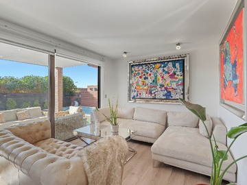 Casa en venta en Av. Las Perdices 540, Peñalolén - 4 dormitorios, 4 baños