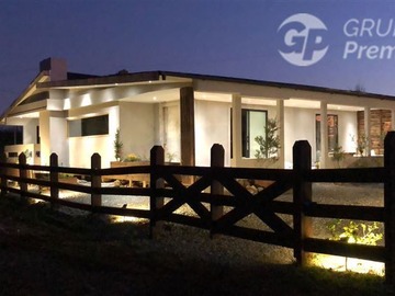 Casa en venta en Ignao, Lago Ranco, Lago Ranco - 3 dormitorios, 2 baños
