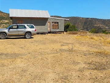 Casa en venta en Los Limones, Curacaví - 3 dormitorios, 1 baño
