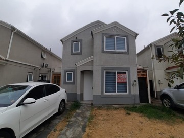 Casa en venta en Condominio newen ii, Puente Alto - 3 dormitorios, 2 baños