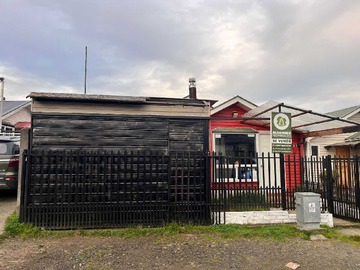 Casa en arriendo mensual en Casa de esquina en sector familiar con amplio estacionamient (147166), Puerto Montt - 2 dormitorios, 1 baño