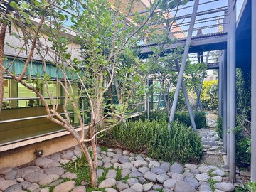 Local Comercial en venta en Edificio de 2 niveles con 4 oficinas (135855), Colina - 7 baños