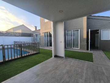 Casa en arriendo mensual en Amplia casa moderna 3D+3B+3E Chicauma (45310), Lampa - 3 dormitorios, 3 baños