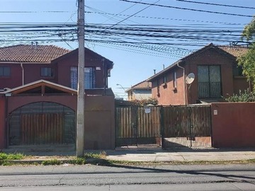 Casa en venta en Capellan Florencio Infante 2846, Maipú - 3 dormitorios, 3 baños