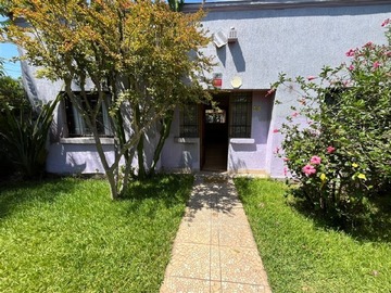 Sitio en venta en Jorge luco, El Bosque - 4 dormitorios, 1 baño