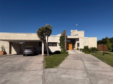 Casa en venta en rinconada, Rinconada - 4 dormitorios, 5 baños