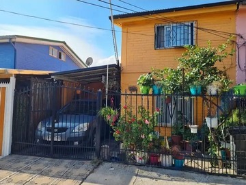 Casa en venta en Entre gabriela oriente y luis ramírez, Puente Alto - 3 dormitorios, 1 baño
