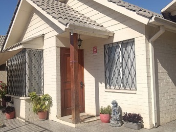 Casa en venta en Propiedad a la Venta en Calle la Hacienda, Larapinta Lampa - 3 dormitorios, 1 baño