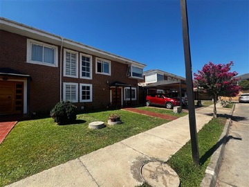Casa en venta en Cond. Puerta norte, Talca - 3 dormitorios, 2 baños