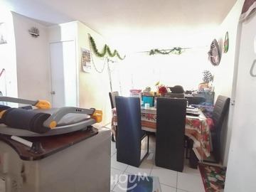 Departamento en venta en Zenteno, Santiago - 2 dormitorios, 1 baño