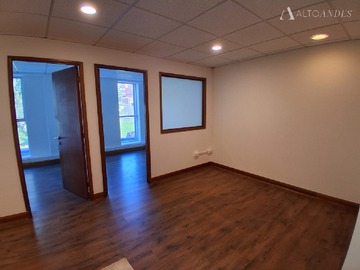 Oficina en arriendo mensual en José manuel balmaceda, reñaca, Viña del Mar - 2 dormitorios, 1 baño