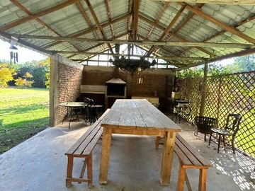 Terreno en venta en Tranquilidad en Parcela Exclusiva con 2 casas (165689), Pirque - 6 dormitorios, 4 baños