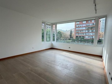 Departamento en arriendo mensual en Alejandro Serani Norte, Vitacura - 4 dormitorios, 3 baños