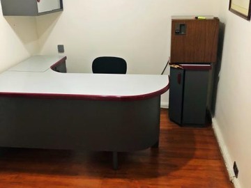 Oficina en venta en Teatinos - Compañia, Santiago - 1 baño