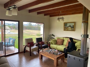 Casa en venta en 273 m2 construidos en 5000 de terreno, 4D 4B 3 est techados piscina, Talagante - 4 dormitorios, 4 baños