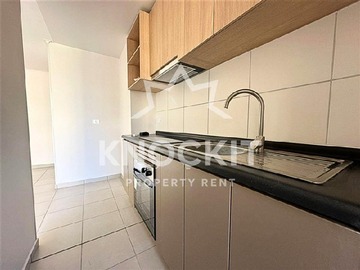 Departamento en arriendo mensual en Avenida Los Libertadores 7282, Cerrillos - 3 dormitorios, 2 baños