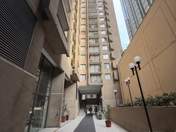 Departamento en venta en Metro bellas artes, Santiago - 1 dormitorio, 1 baño