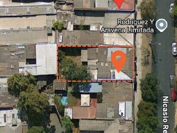 Casa en venta en Nicasio Retamales, Estación Central - 4 dormitorios, 2 baños