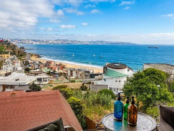 Casa en arriendo mensual en Amplia y Remodelada Casa con Vista al Mar (175285), Viña del Mar - 7 dormitorios, 4 baños