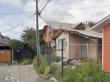 Casa en venta en Pasaje Río Manihuales N°2845, Coyhaique - 2 dormitorios, 1 baño