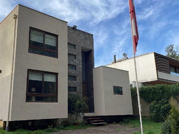 Casa en venta en Amplia y Linda Casa en los Pinos (111276), Viña del Mar - 4 dormitorios, 3 baños