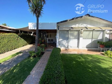 Casa en venta en Francisco Bilbao al llegar a Malloquito, Peñaflor - 3 dormitorios, 1 baño