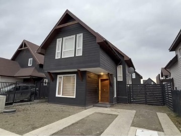 Casa en arriendo mensual en villa mirador del bosque, Punta Arenas - 3 dormitorios, 3 baños