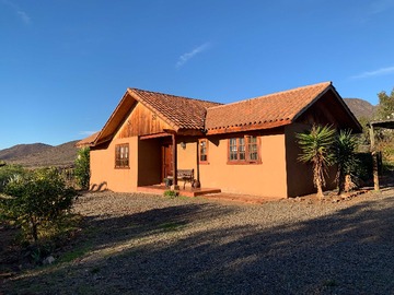 Casa en venta en En Ovalle - 4 dormitorios, 2 baños