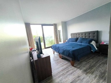 Arriendo Mensual / Casa / Colina
