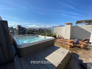 Departamento en venta en Av. El tranque / av. La dehesa, Lo Barnechea - 3 dormitorios, 3 baños