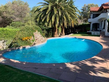 Casa en venta en Casa 5d y 3b, piscina y cabaña (93885), Pudahuel - 5 dormitorios, 3 baños