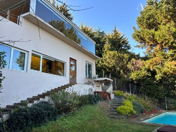 Casa en venta en Fundo El Boldo Zapallar, Zapallar - 41 dormitorios, 5 baños
