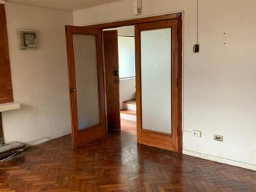 Casa en arriendo mensual en Álvarez, Viña del Mar - 5 dormitorios, 2 baños