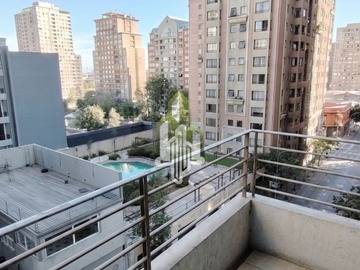 Departamento en venta en Cercano a lineas de metro. Santa lucía, Santiago - 3 dormitorios, 2 baños